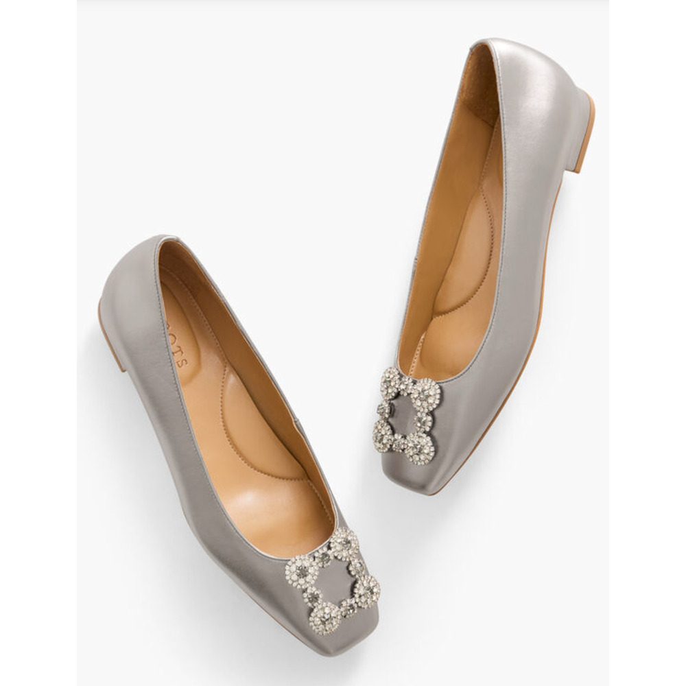 NEW TALBOTS SUTTON EMBELLISHED METALLIC LEATHER FLATS SHOES SZ 6.5